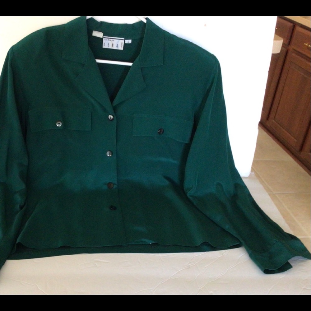 100% Silk Ladies Dark Green Blouse-Size 8